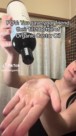 Organic Castor Oil for the win! Our Organic Castor Oil is hexane-free, cold-pressed, USDA certified organic and cruelty-free! This life changing product can be used on the scalp, lashes and brows to support fuller-looking hair. #skyorganics #organicbeautyproducts #certifiablybetterbeauty #castoroil #castoroilpack #hexanefree #coldpressed #castoroilforhair