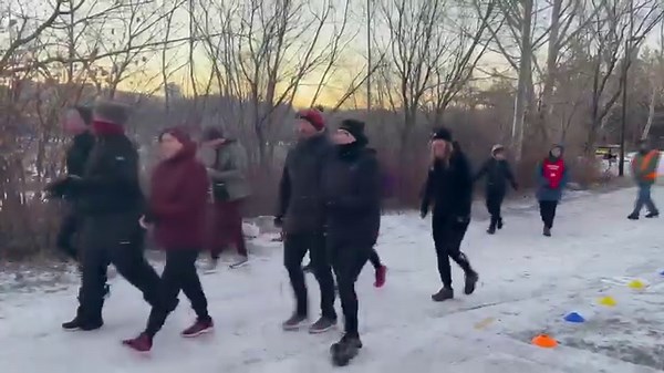 79 runners/joggers/walkers completed the Mendel Riverbank parkrun 5k ParkRun this morning in conjunction with the Brainsport December Streak. A pair of Brooks Cascadia GTX shoes and other Brooks products were given away. There were hot beverages and treats for everyone as well. What an incredible turnout and a beautiful winter morning! Congratulations to all the streakers and volunteers who were involved and made this event possible! | Brainsport