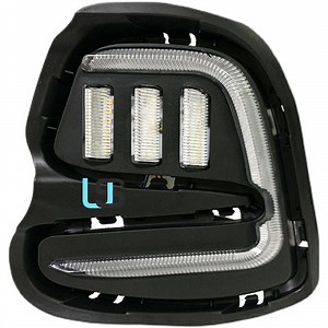 Auto Turn Signal Brake Reverse Front Bumper Fog Lamp Modified LED Daytime Running Lights for 16-19 Chevrolet Cavalier