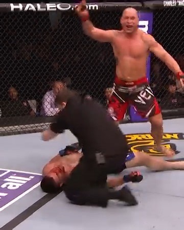 354K views · 3.9K reactions | Both men threw caution off the window from the get-go! 勞 Wanderlei Silva versus Brian Stann was as good as it gets!  Relive your favorite classics and more on UFC Fight Pass | UFC | Facebook