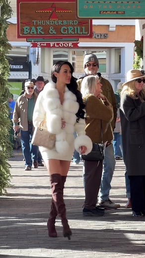 Dressing up for the holidays #holidayshopping #fashion #outfoftheday #outfitideas