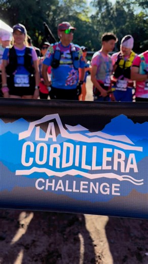 Un recorrido de 130 kilómetros por El Salvador, entre paisajes, bosques nebulosos, volcanes, lagunas, ríos, cascadas y mucho más. #LaCordilleraChallenge ⛰️👟 | El Salvador Travel