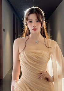 Tiểu Vy tại Lễ Bế Mạc Liên hoan Phim Châu Á Đà Nẵng IV