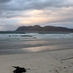 Good Morning Muizenberg! Come get it while it’s hot... and wet. Today we are looking at some 2-3ft clean sets rolling in, accompanied by a 14knot offshore. Low tide will be a 9:21am, with high tide peaking at 3:32pm. #muizenberg #surfreport #surf #capetown #surfemporium | Surf Emporium Muizenberg