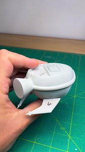 8.8K views · 94 reactions | 敖烙#resin #painting #viral #miniatures #vinyltoys #designertoys #toyart #instaart #instaarrrist #customtoys #diycrafts #carving #kidrobot #munnyworld #futurama #planetexpress #simpsons #sculpting | Jared Circusbear | Facebook