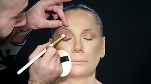 2.2K views · 39 reactions | Mature women makeup tutorial by Samer Khouzami | Minno Ashraf - منة اشرف | Facebook