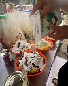 6.5K views · 155 reactions | Es campur santan paling terkenal di Jakarta! 便 Famous shaved ice with coconut milk in Jakarta! 便 Es Campur Bang Alex  Jl. Tembaga Raya No.27 6, Kemayoran, Jakarta Pusat 10640 ⏰ 16.00 - 18.00 (Daily) ✅Halal | Jakarta Foodie | Facebook