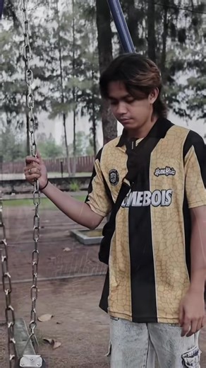 Desolasi mengenang orang yang tercinta 🥺 https://vt.tiktok.com/ZSNmGGk62/ #bossmario #yewgadget #simpantakkayabagitakmiskin #fyp #bayangan #halusinasi #desolasi #cinta #isteri #cintaabadi #melakapeople #fyppppp #foryoupage #viral | BOSS MARIO