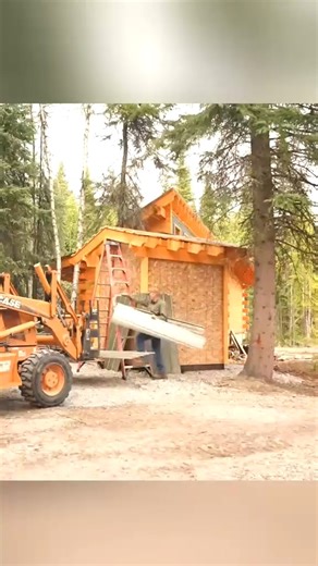 51 BUILDING An Alaskan Log Cabin The Mechanical Building #build #bushcraft #building #survival #camp #Outdoors #camping #builder #bushman #shelter #vir | شركه المصطفى للاستيرادوالتصدير وتجارة السيارات هشام مصطفى عبد المقصود | Facebook