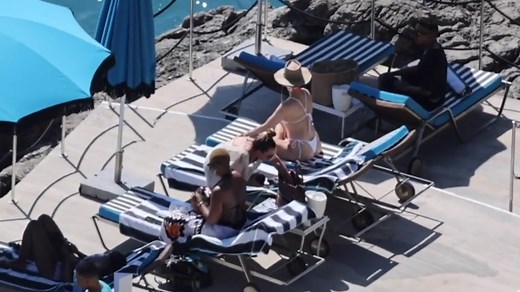 Jennifer Lopez suns her buns in thong bikini during Italian getaway