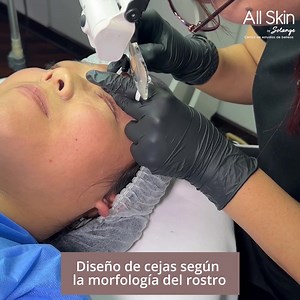 ¡Curso de MICROBLADING & SHADING! Mejora notóriamente la imagen facial, logrando un efecto 3D de maquillaje las 24 horas del día. Un servicio muy bien REMUNERADO en el campo de la belleza. ☑️ Temas que aprenderás: - Taller completo de cejas 3D - Técnica de cejas 3D - Manejo y uso del inductor - Trabajo y práctica de trazos para realizar pelo a pelo - Diseño y estructura de las cejas - Tipos de agujas para cada técnica - Precisión de ángulo - Colorimetría - Pigmentología - Microshading - Teoría -