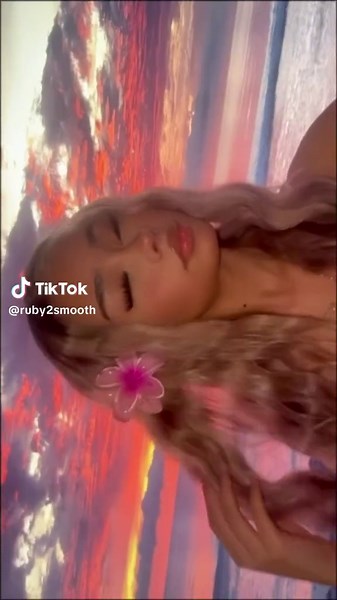 Discovering the Beauty of Sunsets with Ruby2smooth