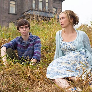 New Bates Motel Trailer! Plus, Scoop From Star Nestor Carbonell