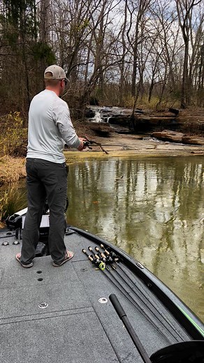 MLF angler, Dustin Smith, fishes the sexiest spring spawning spot on the final day of the Tackle Warehouse Invitational on Lake Hartwell in South Carolina. | Angling Uploaded