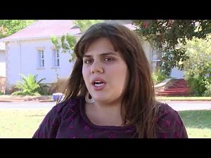 Brooke Markham: FRIEND REQUEST