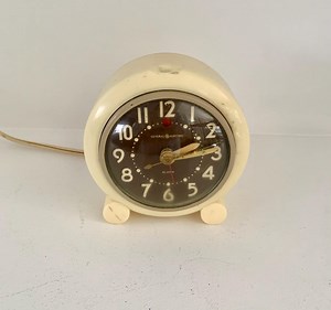 1940s General Electric Table Clock - Etsy Canada