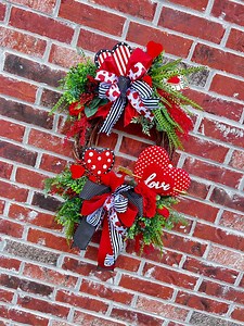 Sweet Valentine Grapevine Wreath - Etsy Canada