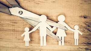 Voici comment gérer un divorce avec ses enfants pour le temps des Fêtes, selon un psychologue
