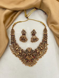 Lakshmi Temple Necklace Set | Antique Gold Jhumka Earrings, Indian Bridal Jewelry - Etsy UK