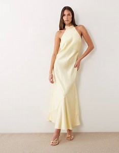 VILA - Robe longue en satin avec dos ouvert et col licou - Jaune pastel | ASOS