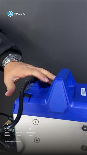 Sácala, conéctala y listo⚡. Así de fácil es moverte con un Piaggio One Active, agenda tu test drive eléctrico | Piaggio | Facebook