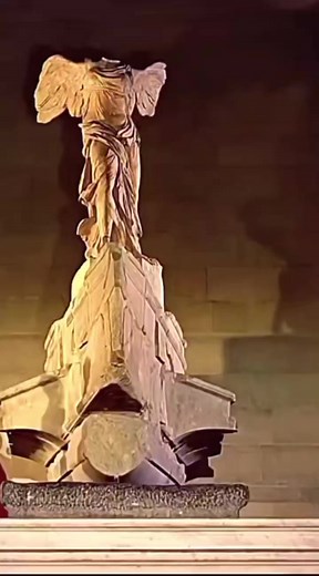 Audrey Hepburn and Fred Astaire in Funny Face (1957). 😍 | Iconic Actors and Movies