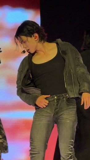 Yeosang’s Style Inspiration from ATEEZ Concerts