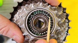 139K views · 1.3K reactions | How to service bike freewheel? Lubrication bicycle freewheel bearings. #fblifestyle | Good Bicycle | Facebook