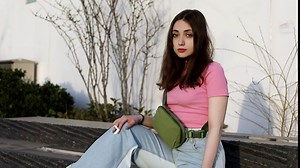 fanny packs for Women Men - Fashion waist pack with Adjustable Strap, Small fanny purse for Travel and Hiking (Burgundy)