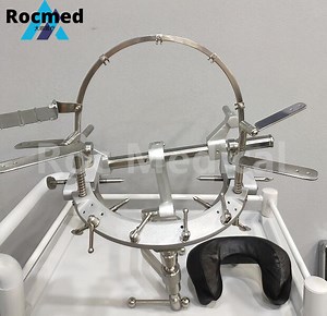 [Hot Item] Neurosurgery Head Support Three-Point Skull Clamp with Headrest for Operating Room