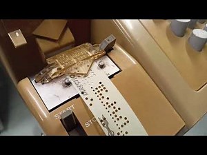 Lochstreifen einlesen auf der Teletype ASR33