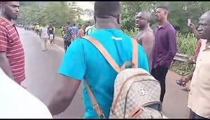 5K views · 64 reactions | A devastating accident occurred yesterday on the Accra-Kumasi highway near the Pacific Filling Station, a few meters from Bunso Junction. A fuel tanker lost its brakes and collided with a taxi, causing an explosion that burned the taxi driver to death. Two passengers in the taxi managed to escape, as did the driver of the fuel tanker. #revival993fm | Revival 99.3 FM | Facebook