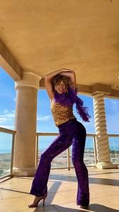 34K views · 1.7K reactions | Let's earn beads the honest way...... one shake at a time!  #shakeyourbooty #mardigras #dancereels #discovibes #saltydancer | Salty Dancer | Facebook