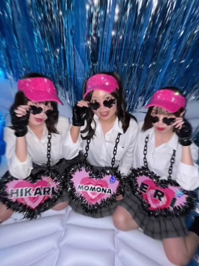ピンクのサンバイザーで楽しい文化祭コーデ！
