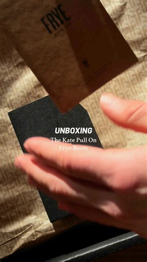 2.6K views · 18 reactions | Unboxing  @andiwenck | The Frye Company | Facebook