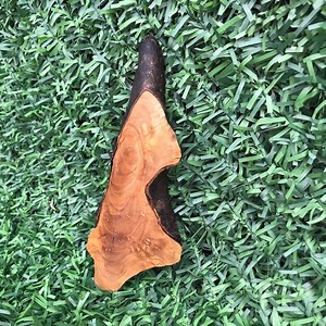 Bois unique, époxy, bord brut, résine, planches de bois turques faites à la main, bordure dynamique, bois brut, 1 pièce, 13 x 5 x 1,18 po. - Etsy France