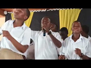 TTC SAVE yasuye Protestant Rwabuye TSS yadufashije mu gitaramo cyo kuramya no guhimbaza Imana