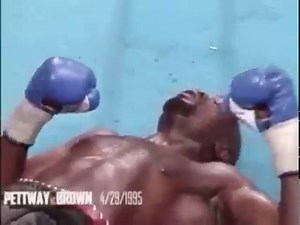 Knockout of the day; In 1995 Vincent Pettway scored this wicked round 6 knockout against Simon Brown. 🎥 @tahjrboxing #kboxtv #ko #vincentpettway #simonbrown #knockout #enjoy | KBOXtv