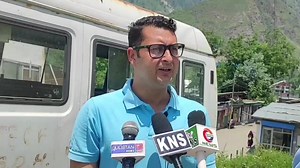 9K views · 634 reactions | Healthcare crisis looms in Karnah as SDH Tangdhar faces a severe shortage of doctors, including specialists, with only 6 out of 17 positions filled. The lack of medical professionals and facilities in the region puts a strain on healthcare services for a population of nearly one lakh. Urgent attention and solutions are needed to address this critical situation. | TST National | Facebook