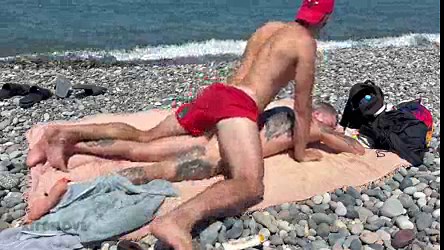 Great fucking after swimming. Kit Belove quickly cums in Falcon Al ass right on the beach