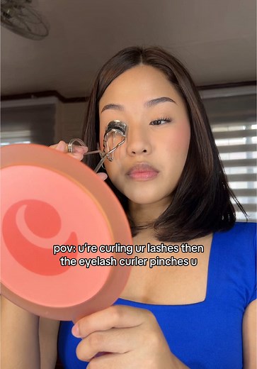 Eyelash Curling Tips: Avoiding Painful Pinches