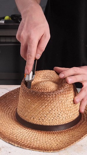 Solar Powered Fan Hat! | Hungry Panda