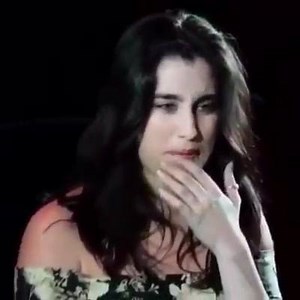 30K views · 1.7K reactions | En 1000 maneras de morir presento: Lauren es belleza pura hasta en sus accidentes  #Camrenforever | Camren Latinoamerica | Facebook