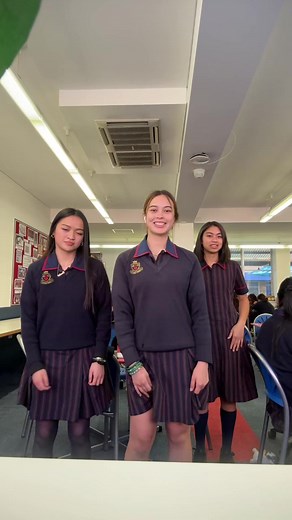 Uncoordinated Private School Jewel Solo