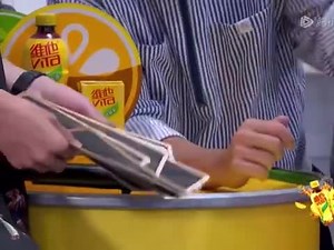 17K views · 4.4K reactions | เอ็นดูอี้ป๋อเวลาเห็นของกิน...