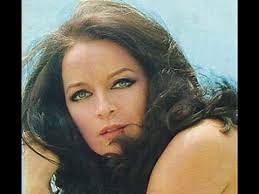 Lisa Gastoni - Una stanza vuota lyrics