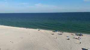 Sunny Day Beach On Gulf Shores: стоковое видео (без лицензионных платежей), 1107481241 | Shutterstock