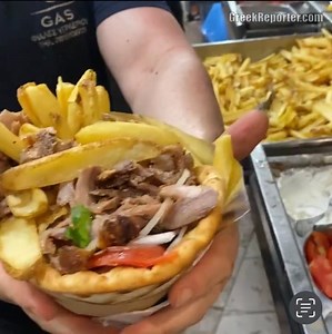 25K views · 503 reactions |  On #NationalGyroDay take a look at one of Greece’s largest gyro! Full story: https://n9.cl/m66xq | Greek Reporter | Facebook