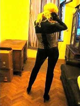 Girl in Greyland female mask