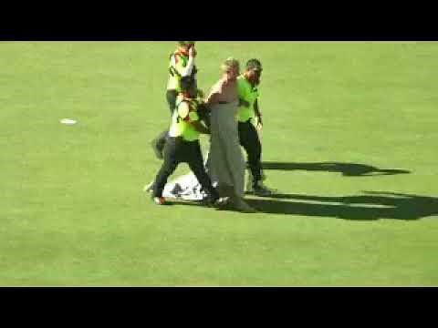 Streaker Perth Optus Stadium - Australia v England ODI 28th January 2018